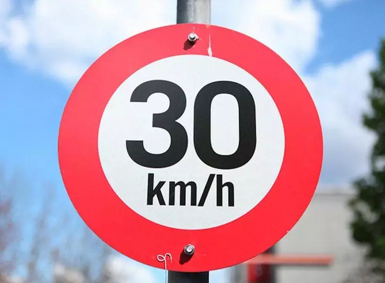 Limite di velocità di 30km/h